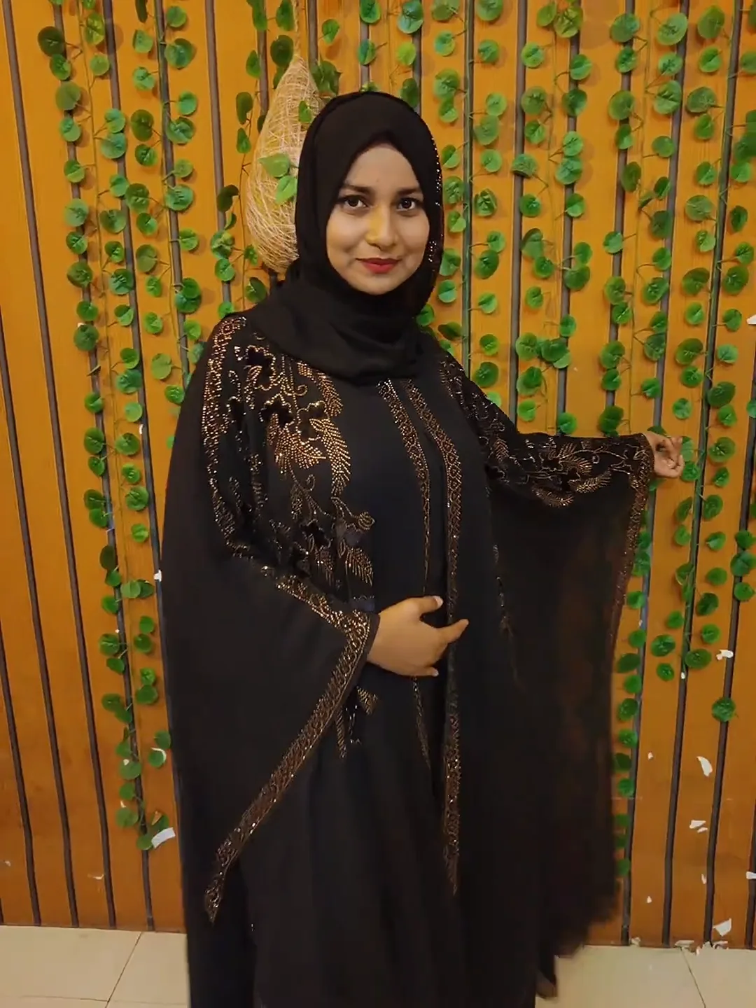 Dubai Cheri Borka