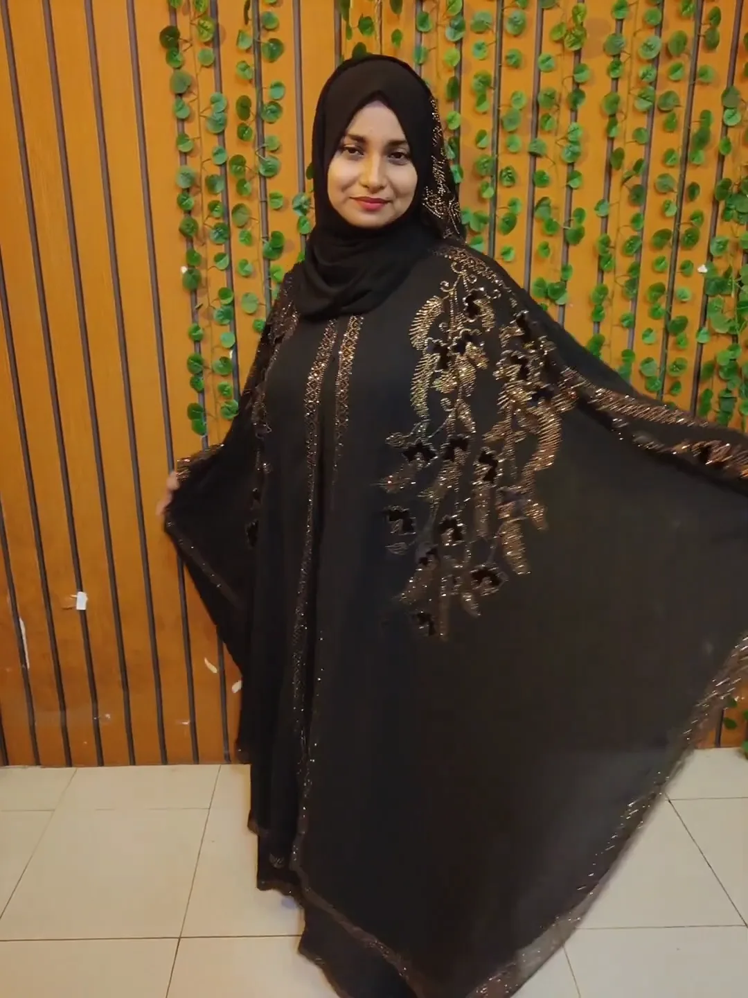 Dubai Cheri Borka