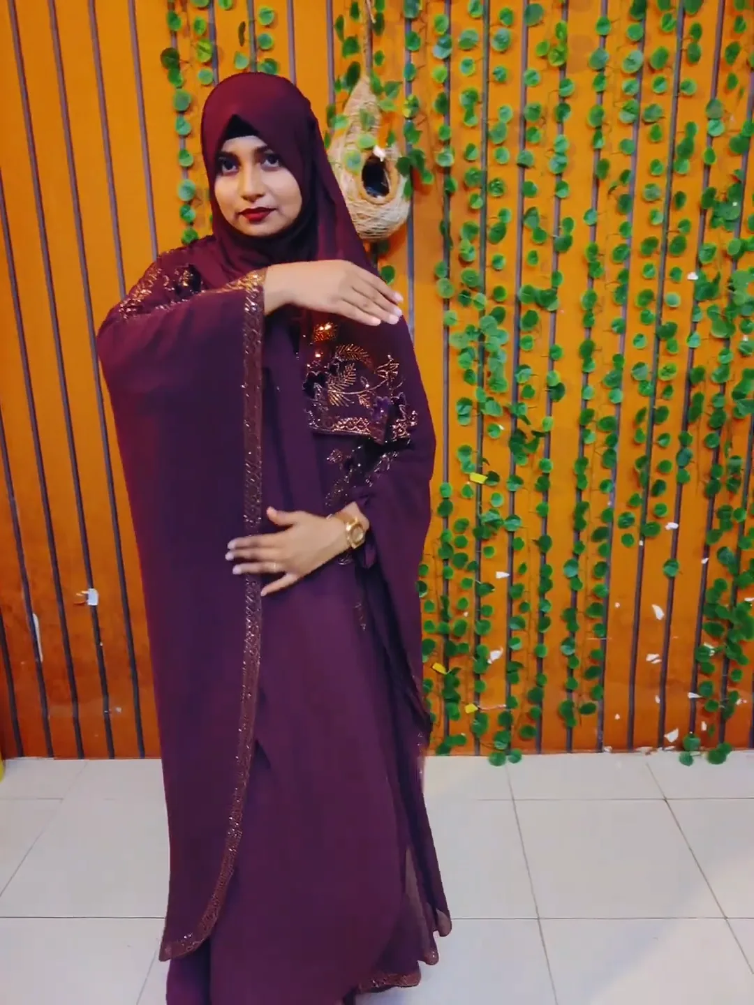 Dubai Cheri Borka
