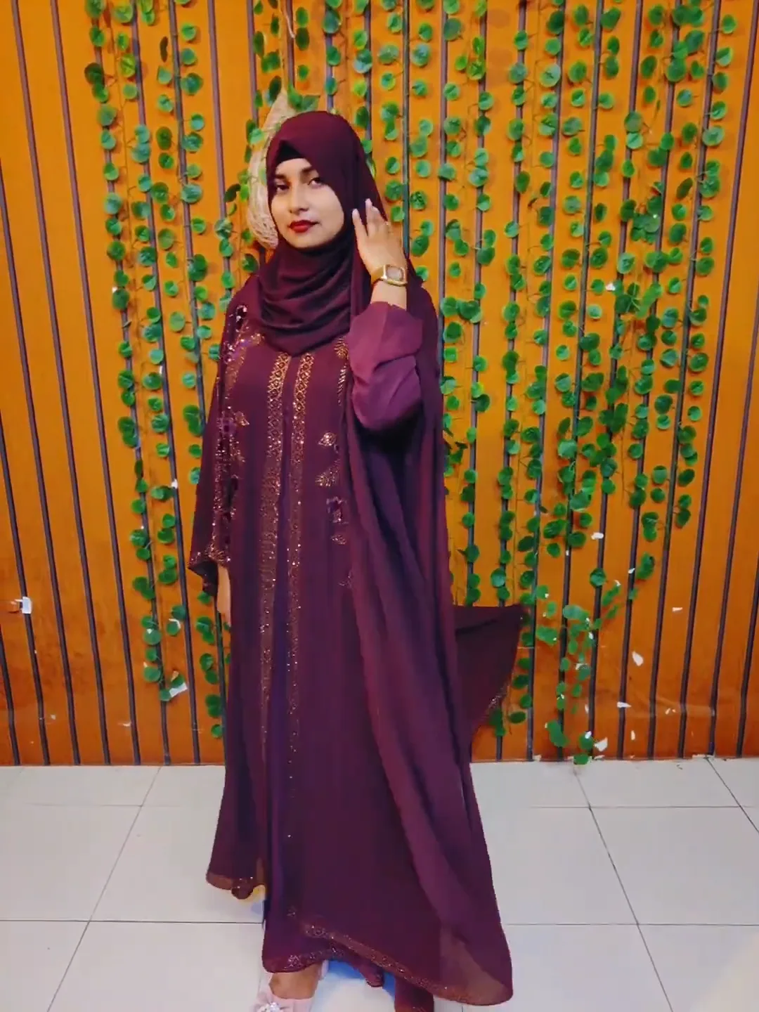 Dubai Cheri Borka